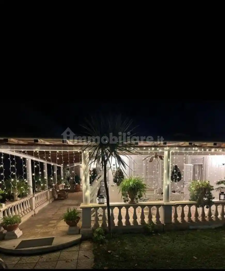 Villa in vendita a Roma