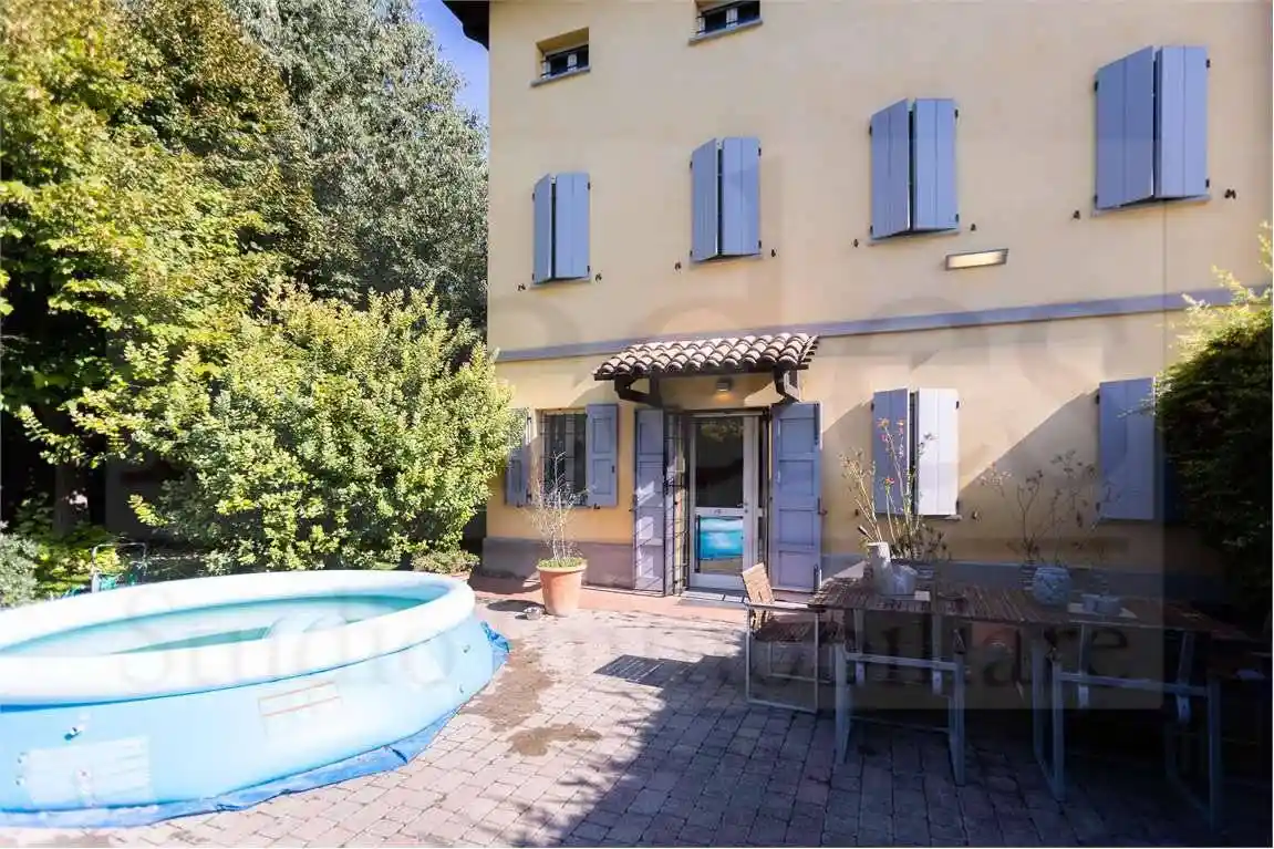 Villa in vendita a Modena