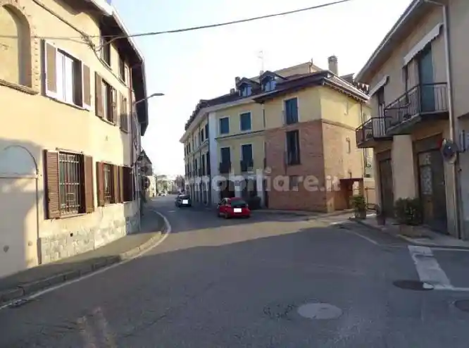 Appartamento in vendita a Cairate
