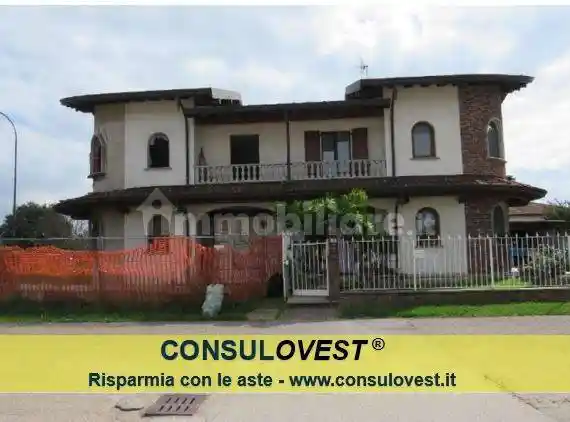 Villa in vendita a Cuggiono