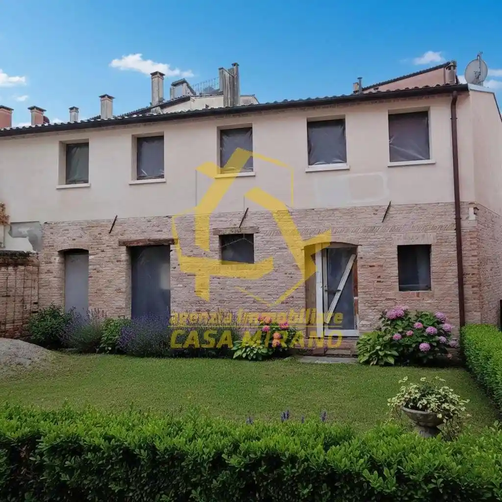 Casa indipendente in vendita a Venezia