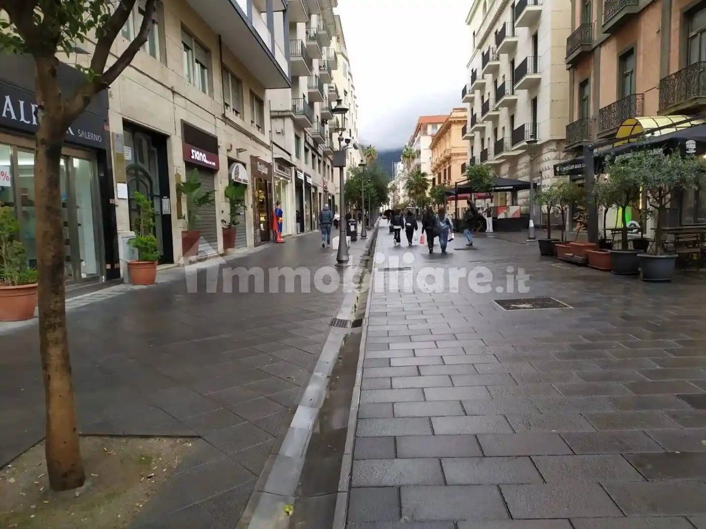 Appartamento in vendita a Salerno