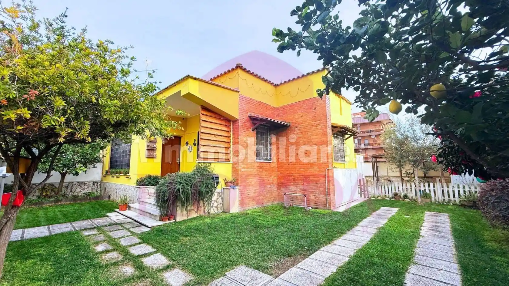 Villa in vendita a Pomezia