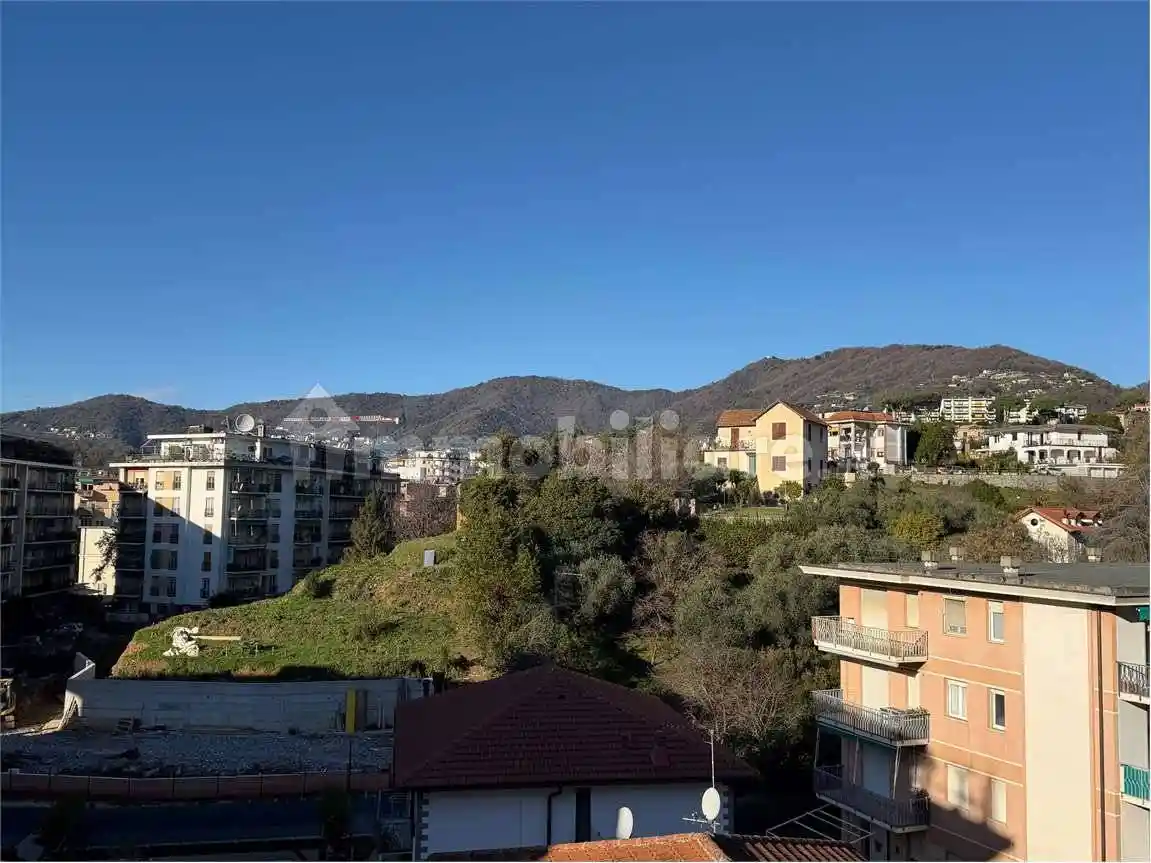 Appartamento in vendita a Rapallo