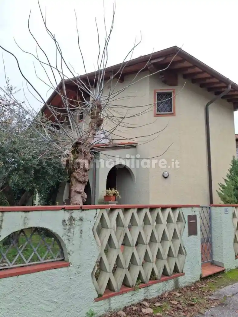 Villa in vendita a Forte dei Marmi