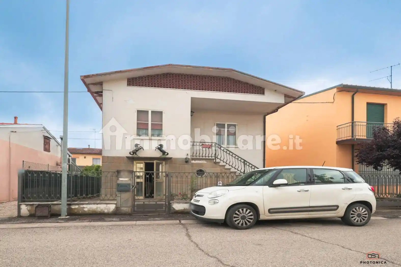 Villa in vendita a Lugo