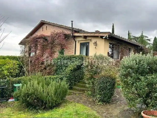 Villa in vendita a Siena