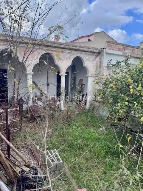 Villa in vendita a Dolianova