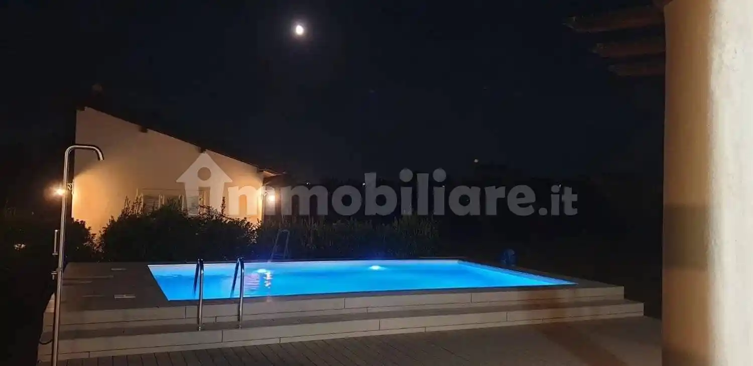 Villa in affitto a Seravezza
