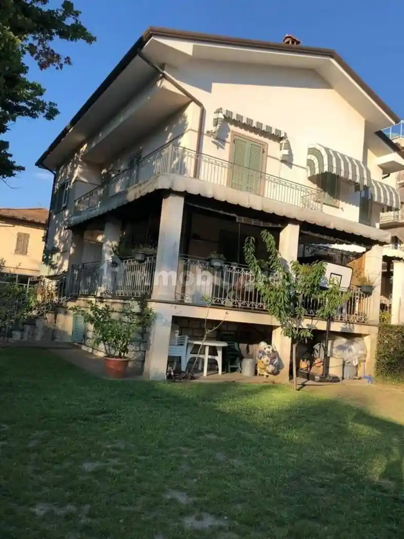 Villa in affitto a Pietrasanta