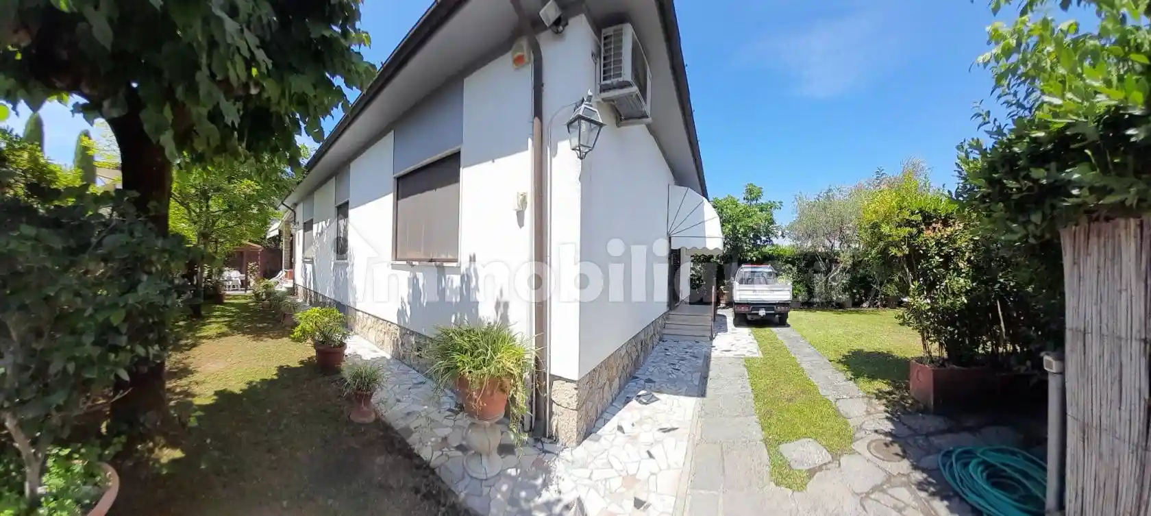 Villa in vendita a Forte dei Marmi