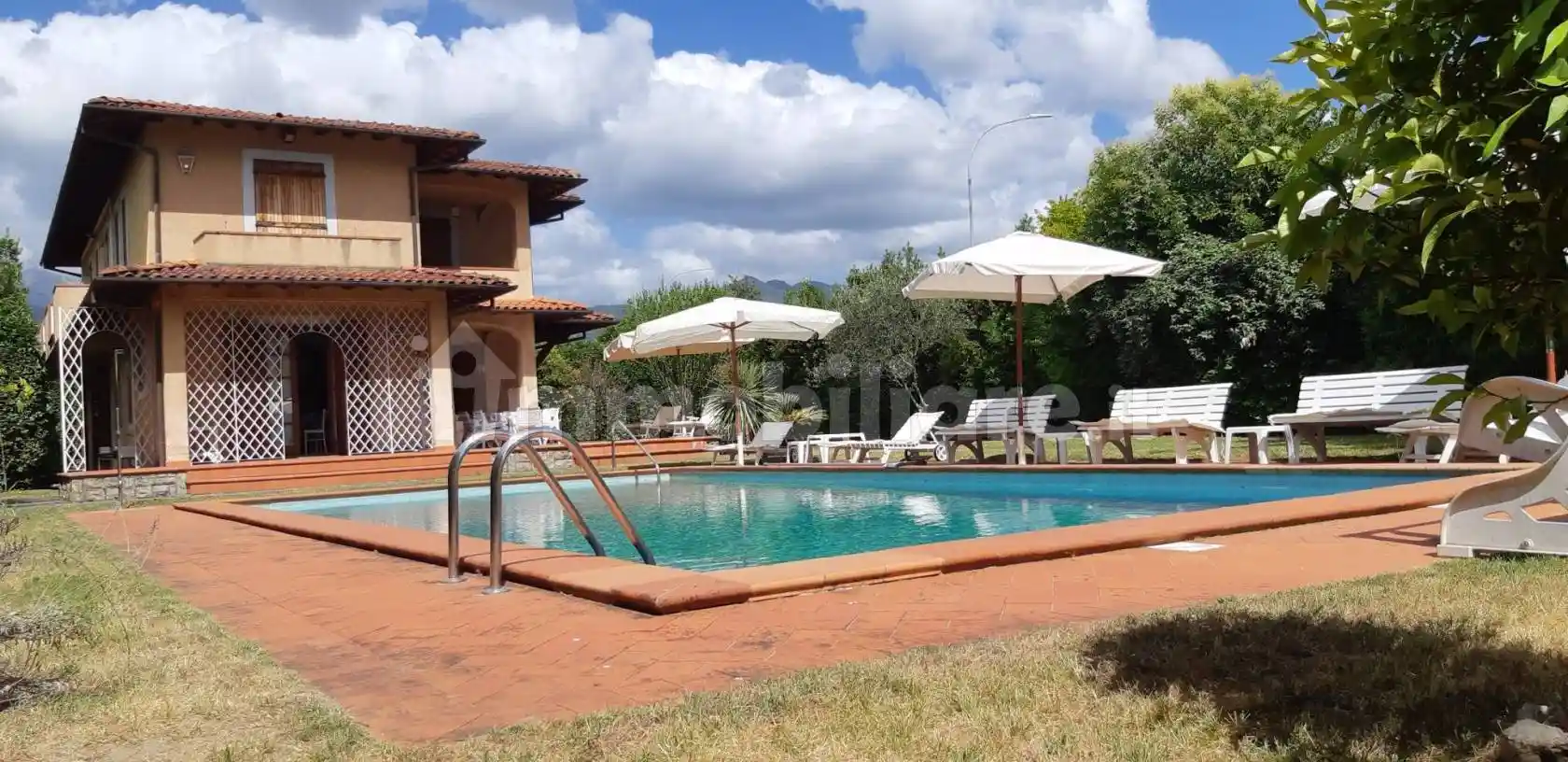 Villa in affitto a Forte dei Marmi