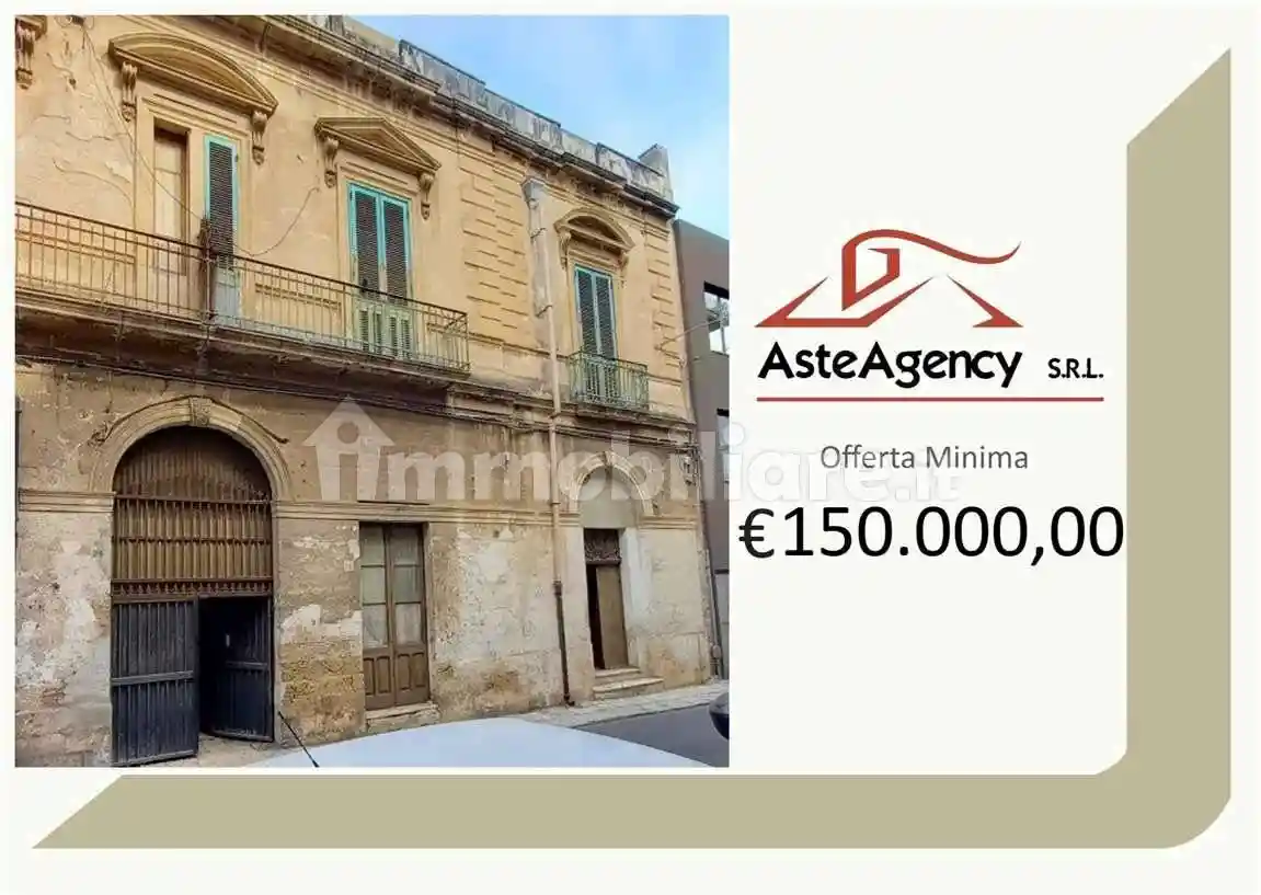 Casa indipendente in vendita a Brindisi