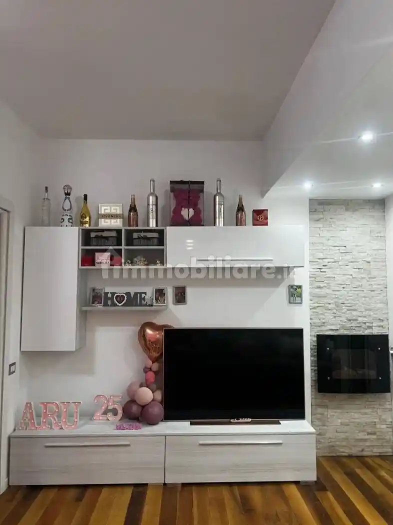 Appartamento in affitto a Saronno