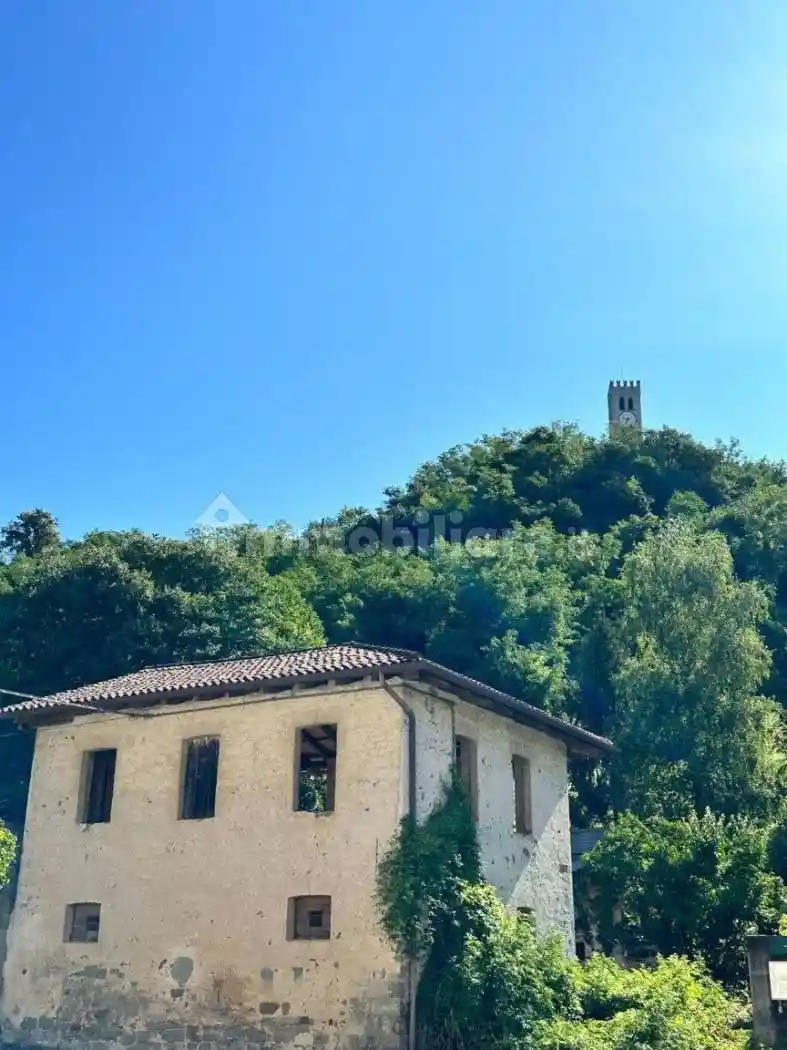 Rustico - Casale in vendita a Cormons