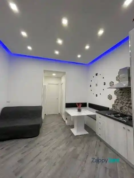 Appartamento in affitto a Napoli