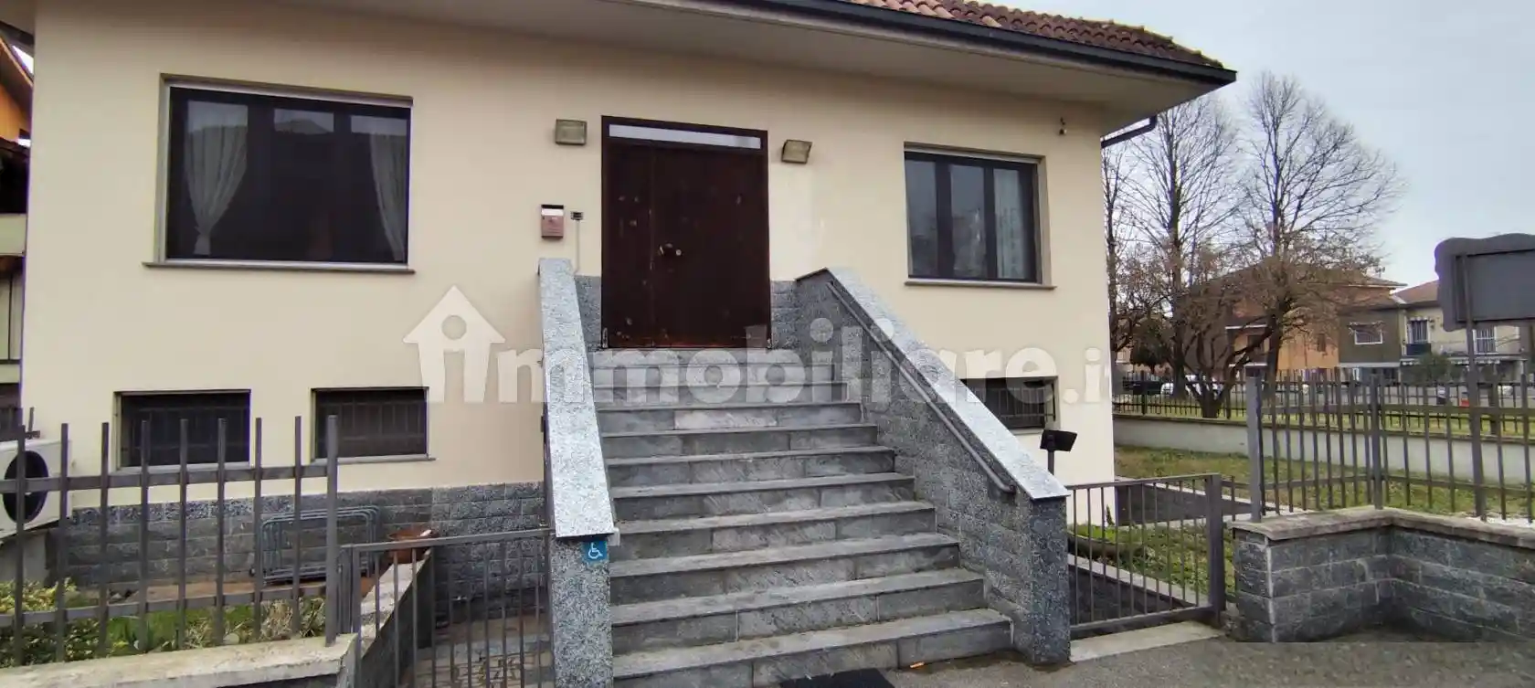 Villa in vendita a Zibido San Giacomo