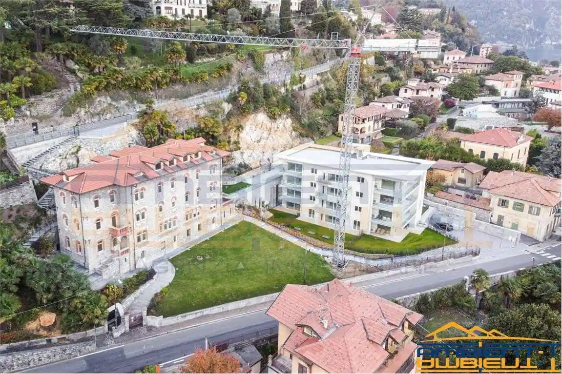 Appartamento in vendita a Menaggio