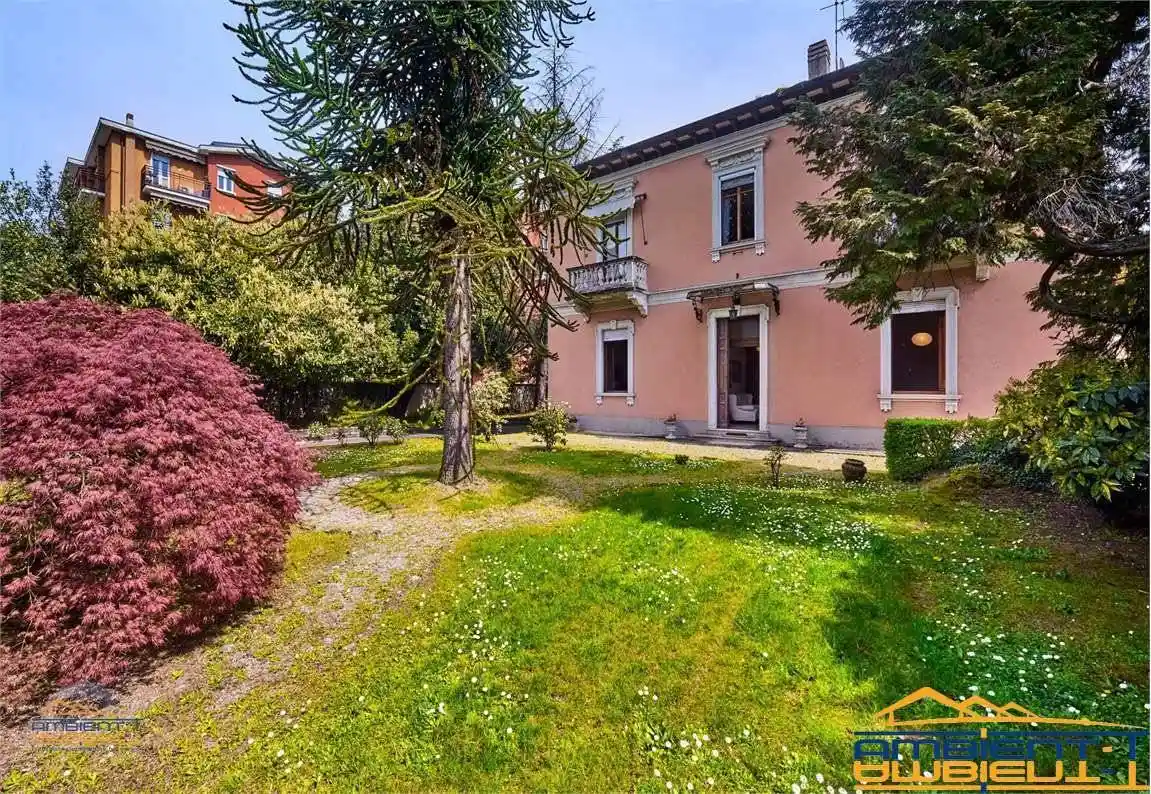 Villa in vendita a Osnago