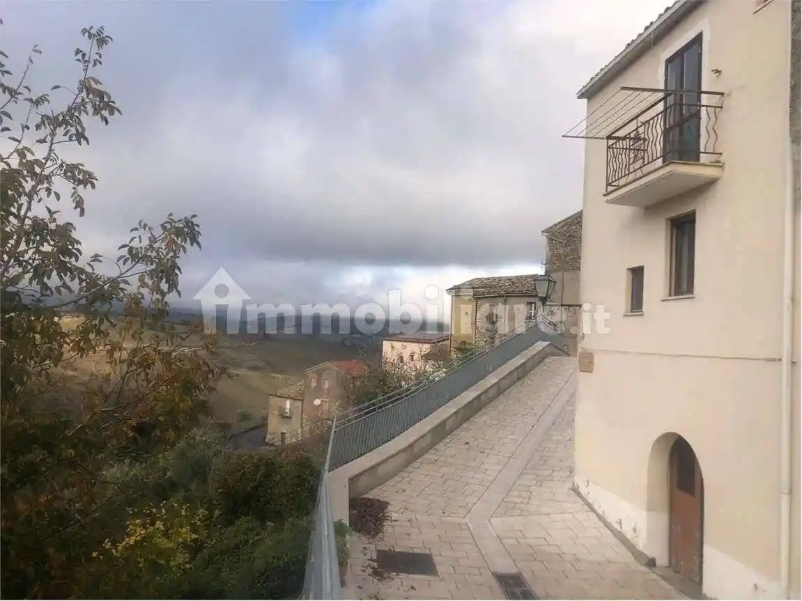 Casa indipendente in vendita a Acquaviva Collecroce