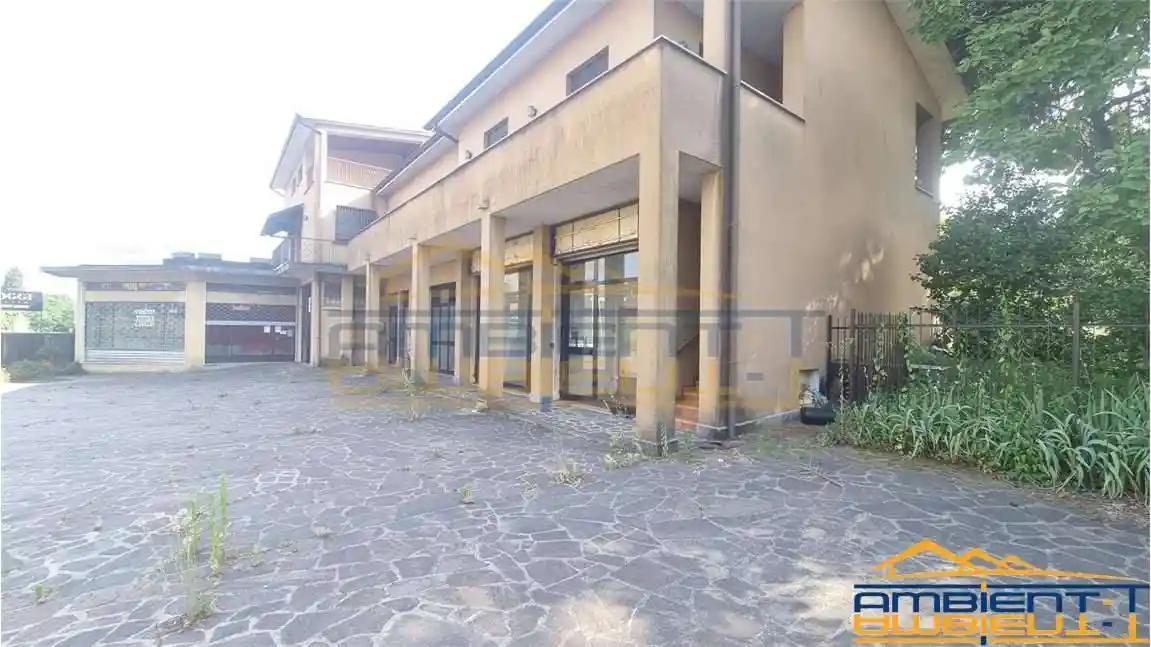 Appartamento in vendita a Merate