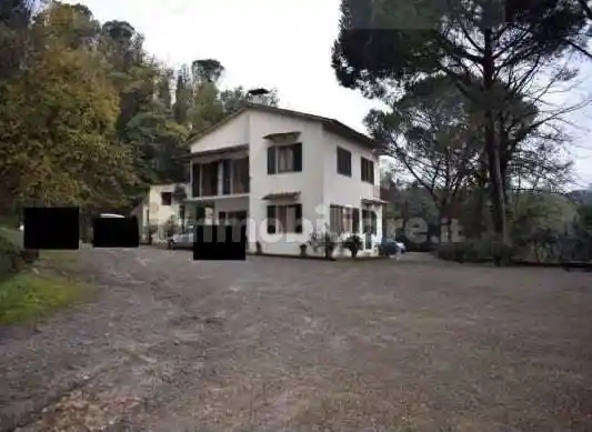 Appartamento in vendita a Lastra a Signa