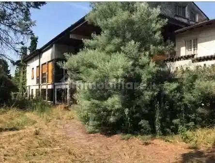 Palazzo - Stabile in vendita a Robecchetto con Induno