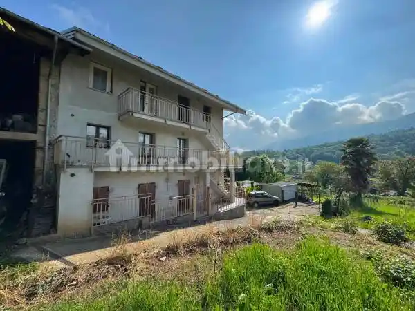 Appartamento in vendita a Paesana