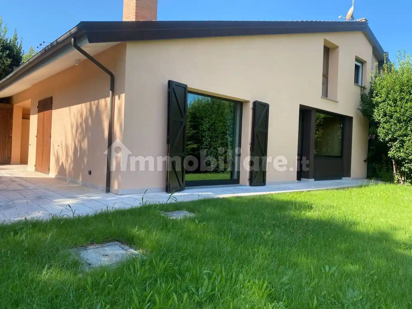 Villa in vendita a Imola