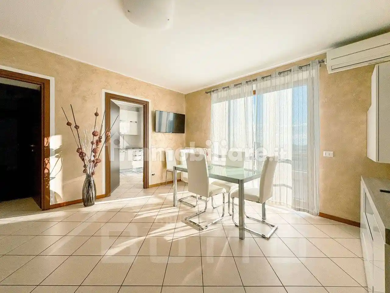 Appartamento in vendita a Oleggio