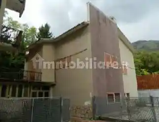 Casa indipendente in vendita a Aviano