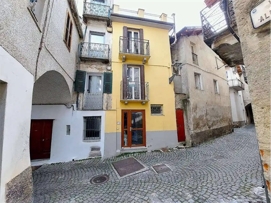 Casa indipendente in vendita a Ormea