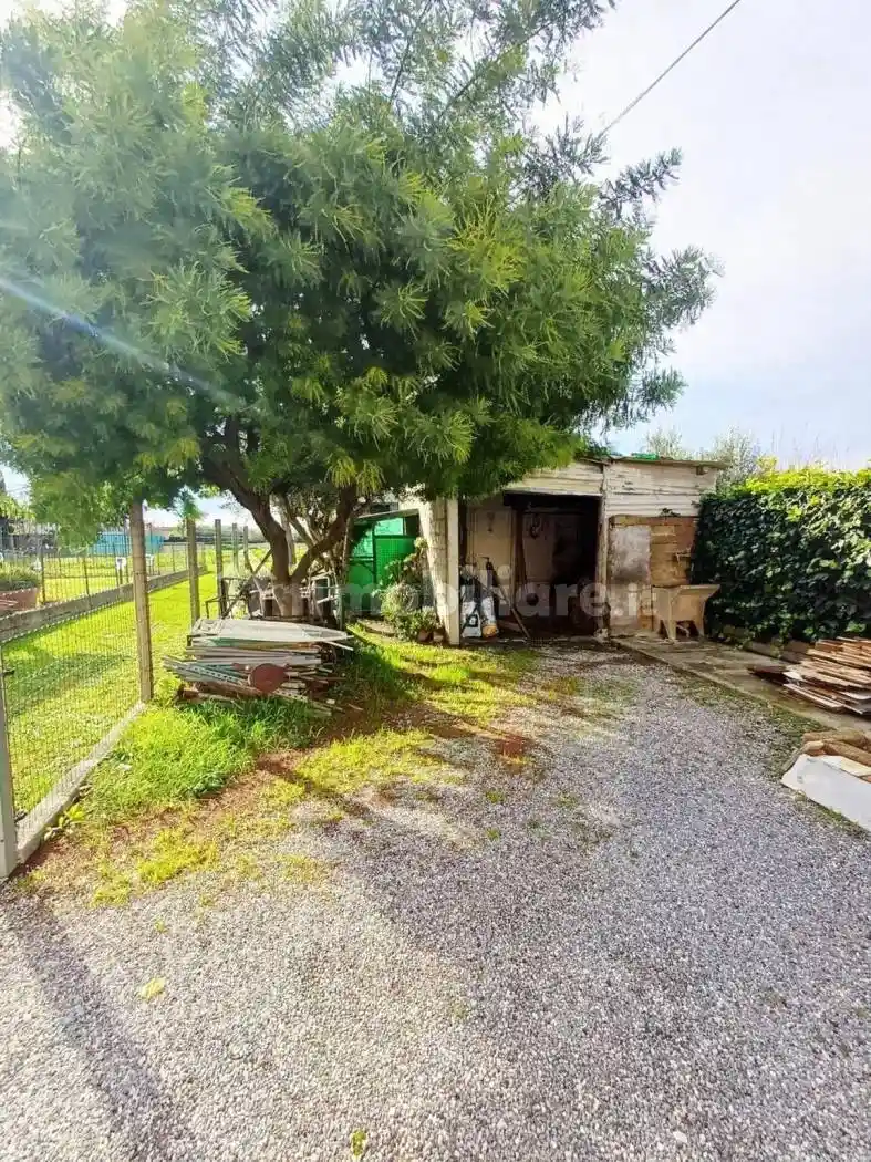 Villa in vendita a Cascina