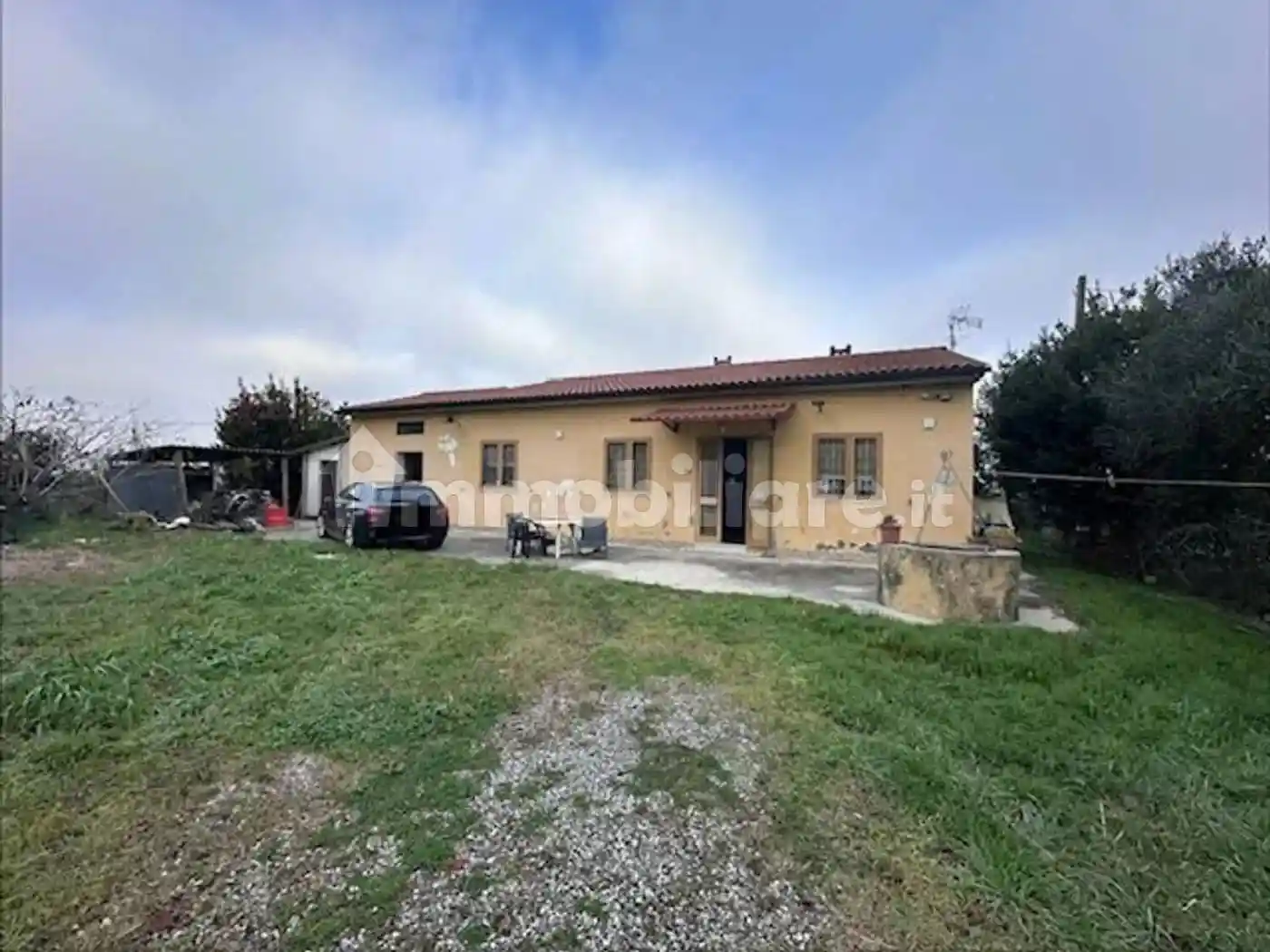 Villa in vendita a Cascina