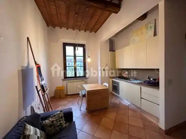 Appartamento in vendita a Cascina