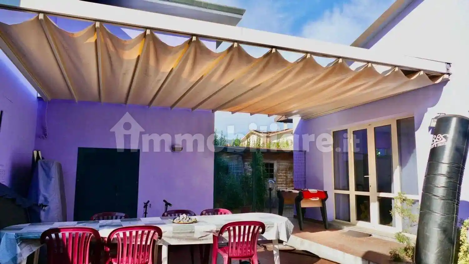 Villa in vendita a Cascina