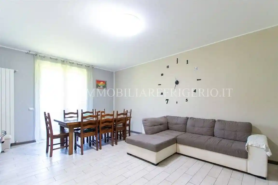 Appartamento in vendita a Caprino Bergamasco