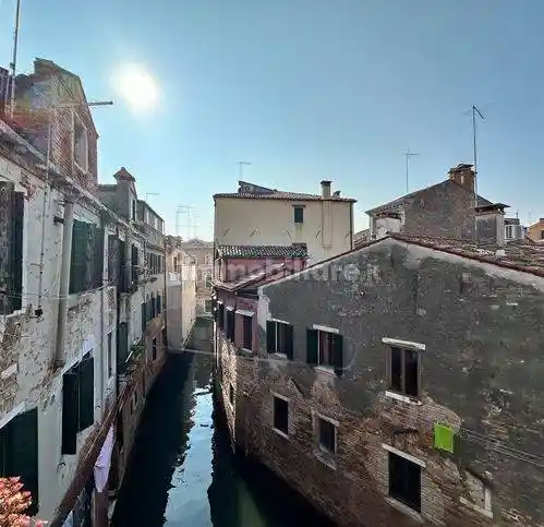 Appartamento in vendita a Venezia