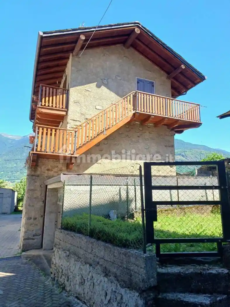 Casa indipendente in vendita a Caiolo