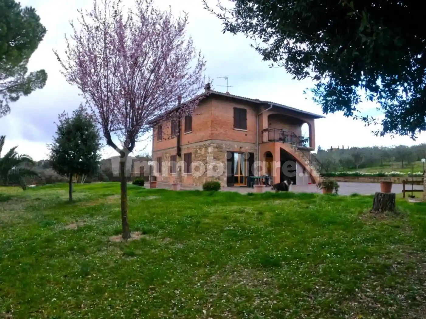 Villa in vendita a Poggibonsi
