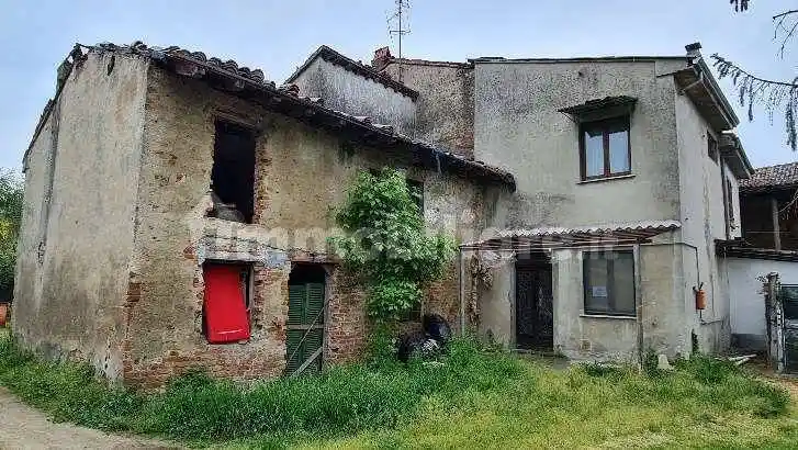 Casa indipendente in vendita a Arena Po