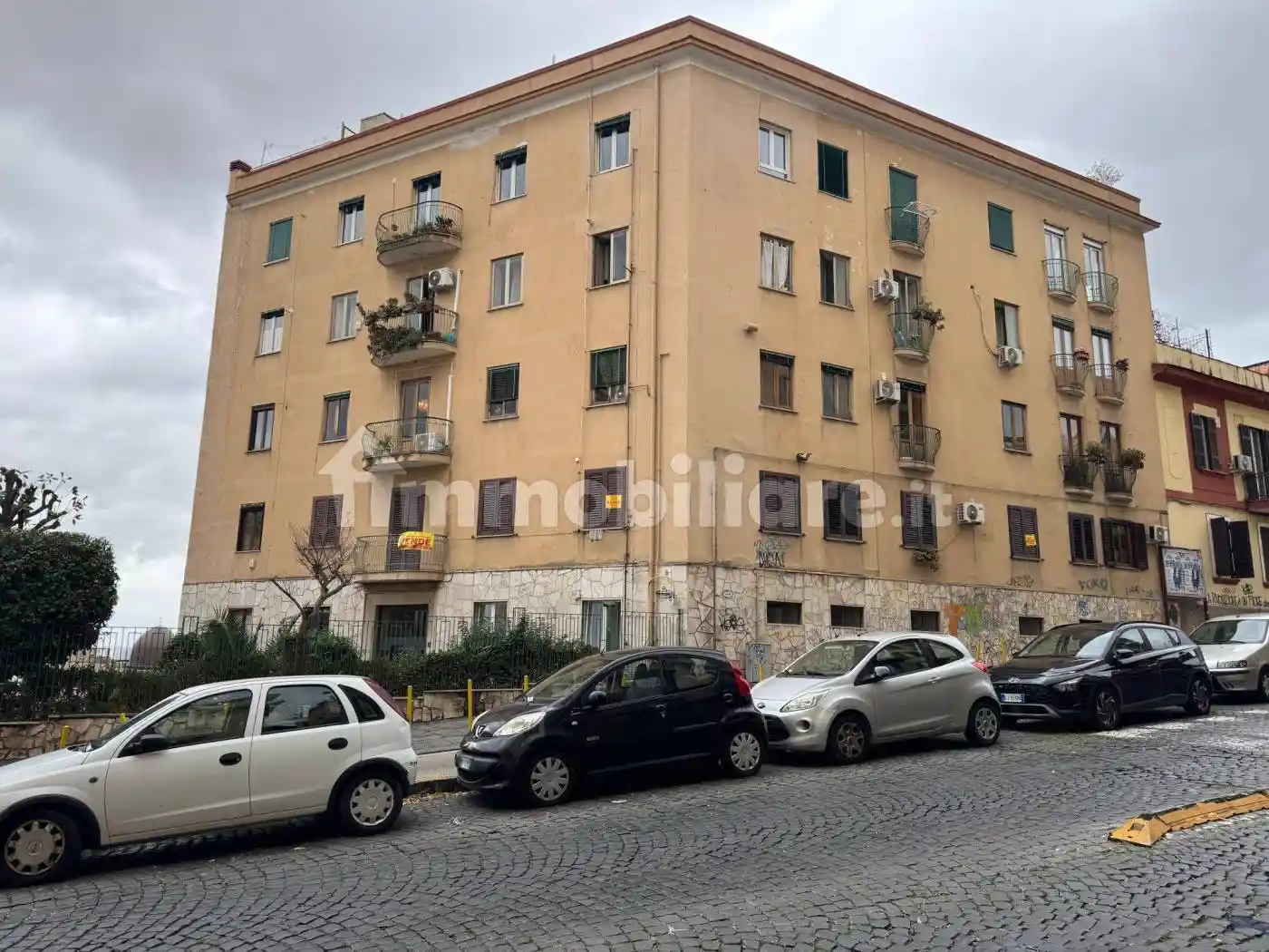Appartamento in vendita a Napoli