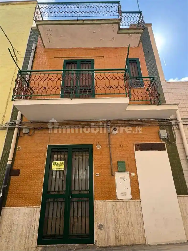 Casa indipendente in vendita a Canosa di Puglia