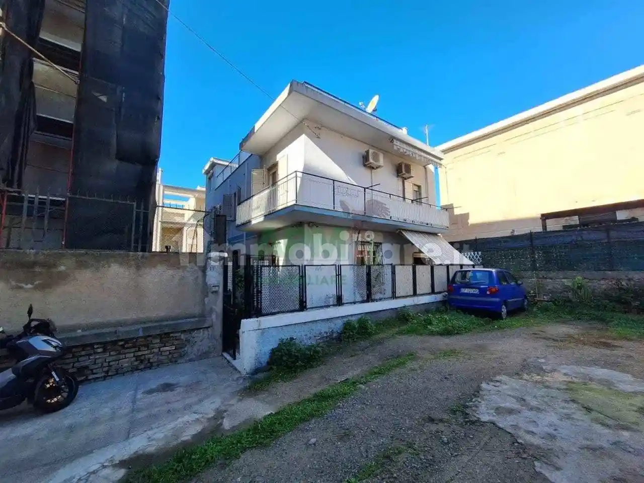 Palazzo - Edificio in vendita a Reggio Calabria