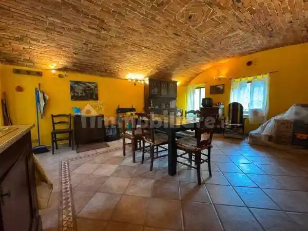 Casa indipendente in vendita a Paesana
