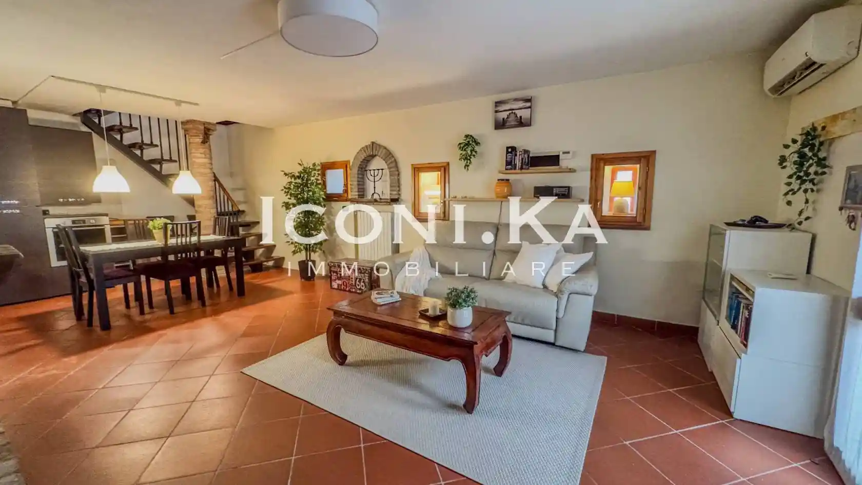 Casa indipendente in vendita a Lesignano de' Bagni