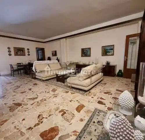 Appartamento in vendita a Giarre