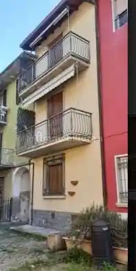 Casa indipendente in vendita a Villa d'Almè