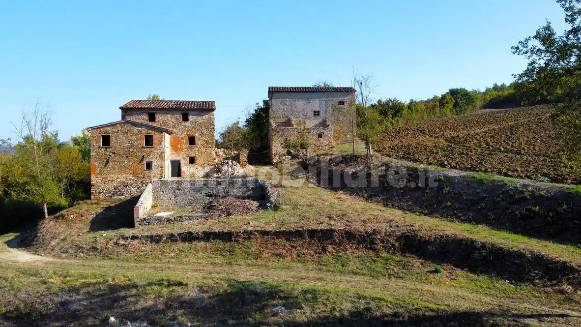 Rustico - Casale in vendita a Monte Santa Maria Tiberina