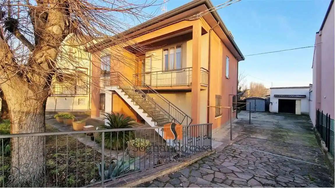 Casa indipendente in vendita a Ravenna